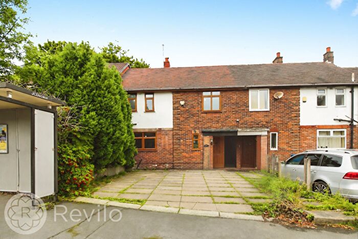 3 Bedroom Terraced House For Sale In Daventry Road, Rochdale, OL11