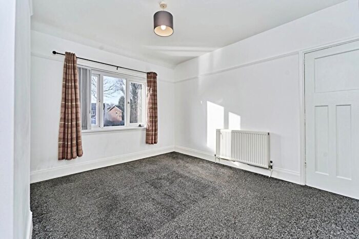 3 Bedroom Semi-Detached House To Rent In Smithfield Road, Walsall, WS3