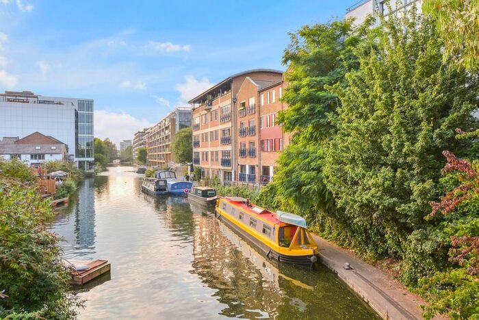 2 Bedroom Flat To Rent In Baltic Place, London, N1