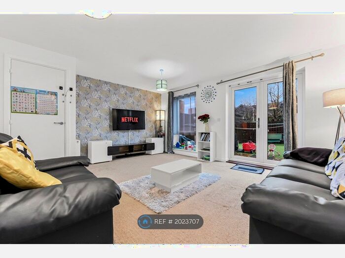 3 Bedroom Terraced House To Rent In Stones Avenue, Dartford, DA1