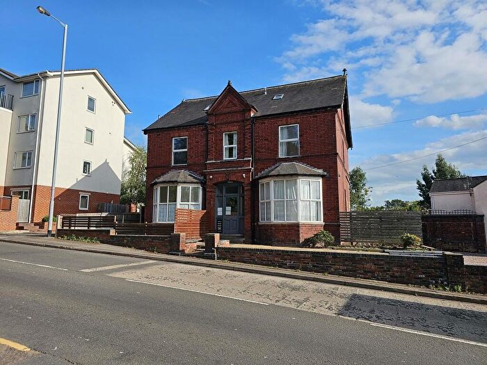 1 Bedroom Flat To Rent In Flat, King Street, Newcastle, ST5