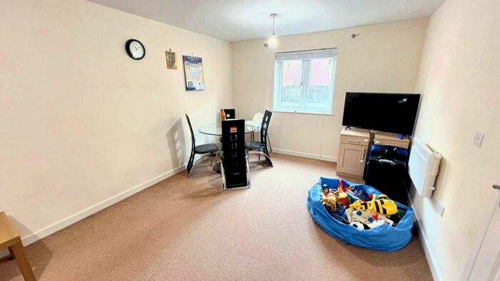 2 Bedroom Apartment To Rent In The Hedgerows, Bradley Stoke, BS32