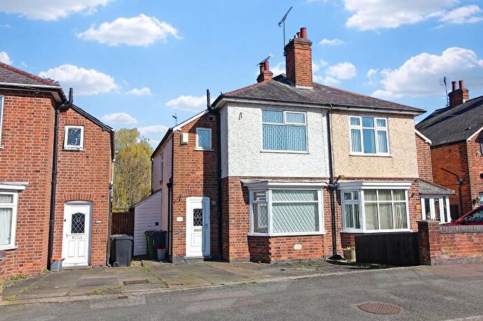 3 Bedroom Semi Detached House For Sale In Leicester Road, Wigston, LE18