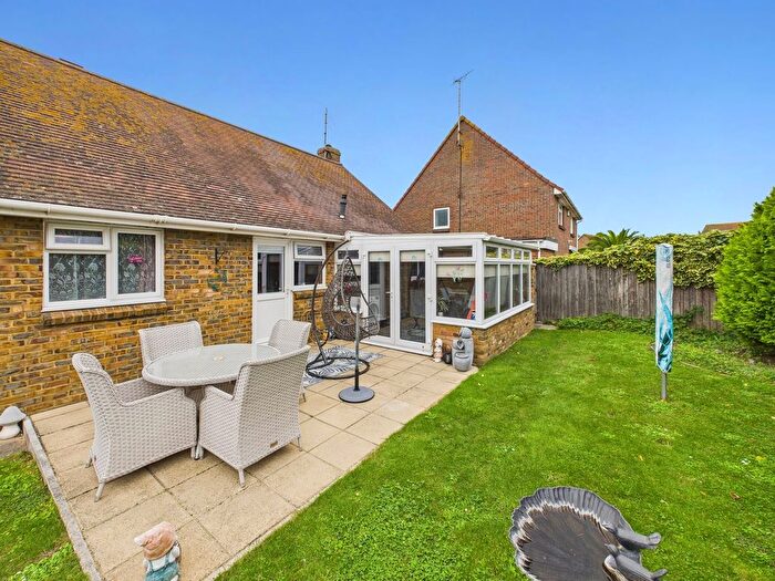 4 Bedroom Detached Bungalow For Sale In The Ridings, Cliftonville, Margate, CT9