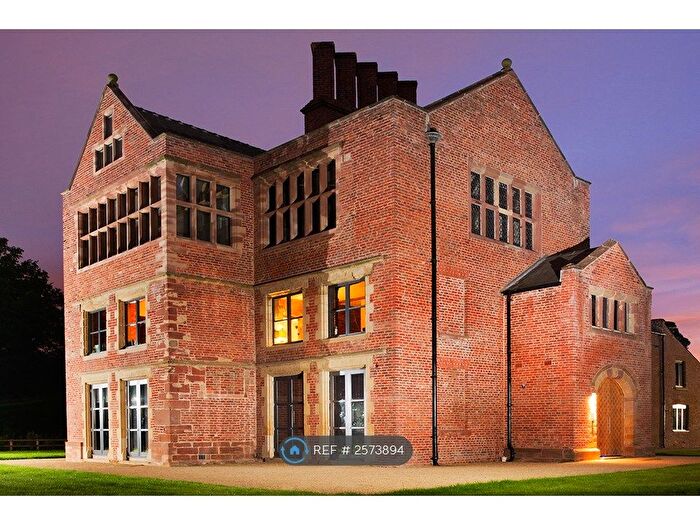 2 Bedroom Semi-Detached House To Rent In Bewsey Old Hall, Warrington, WA5