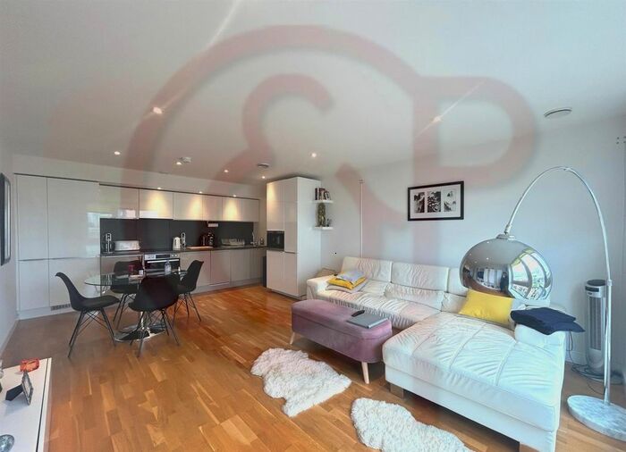 2 Bedroom Flat To Rent In Baltic Avenue, Brentford, TW8