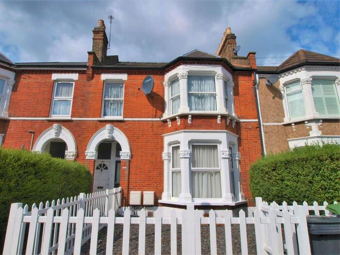 1 Bedroom Flat To Rent In Birkhall Road, London, SE6