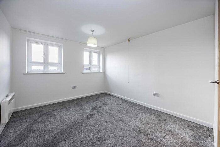 1 Bedroom House To Rent In Trivett Square, Nottingham, NG1