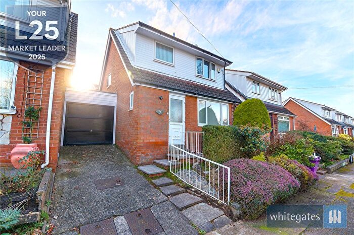 3 Bedroom Detached House For Sale In Cuckoo Way, Woolton, Liverpool, Merseyside, L25