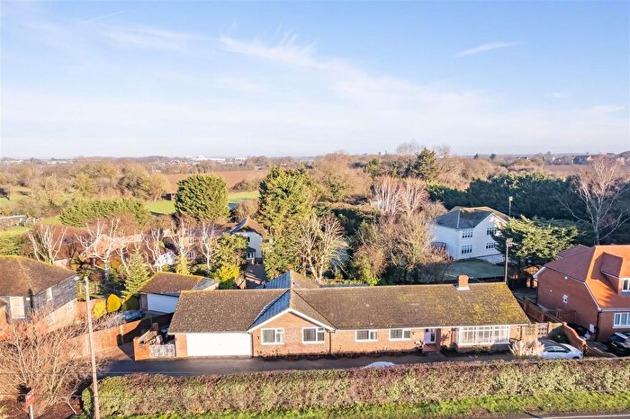 5 Bedroom Detached Bungalow For Sale In Epping Road, Broadley Common, EN9