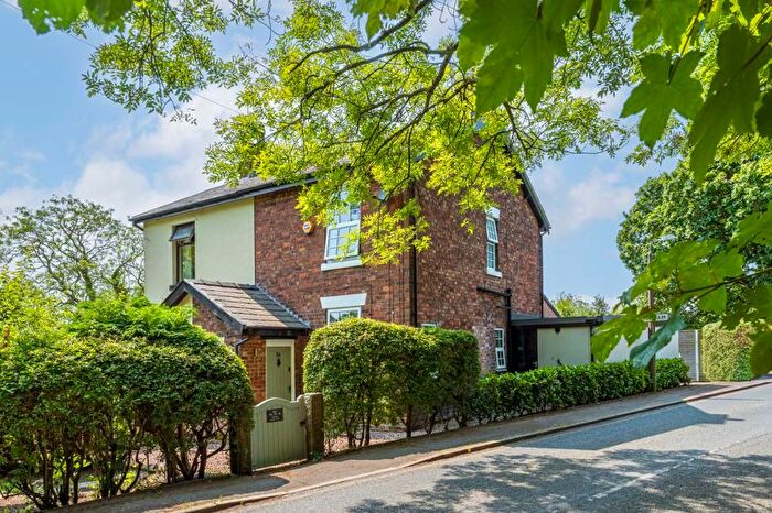 2 Bedroom Semi-Detached House For Sale In Robin Lane, Hilldale, Parbold, WN8