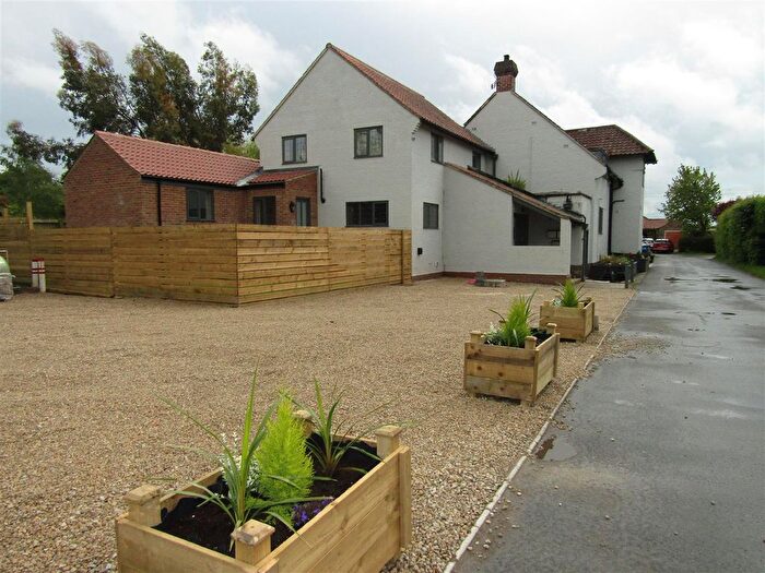 2 Bedroom Flat For Sale In Lower Dunsforth Village, Lower Dunsforth, York, YO26