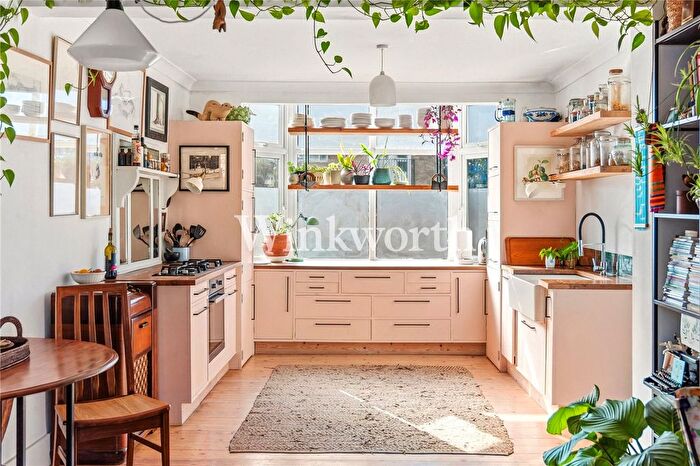 4 Bedroom Terraced House For Sale In Coniston Road, London, N17
