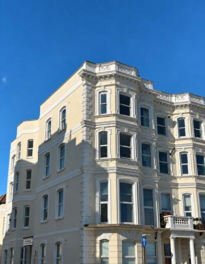 2 Bedroom Apartment To Rent In Marine Parade, Worthing, BN11