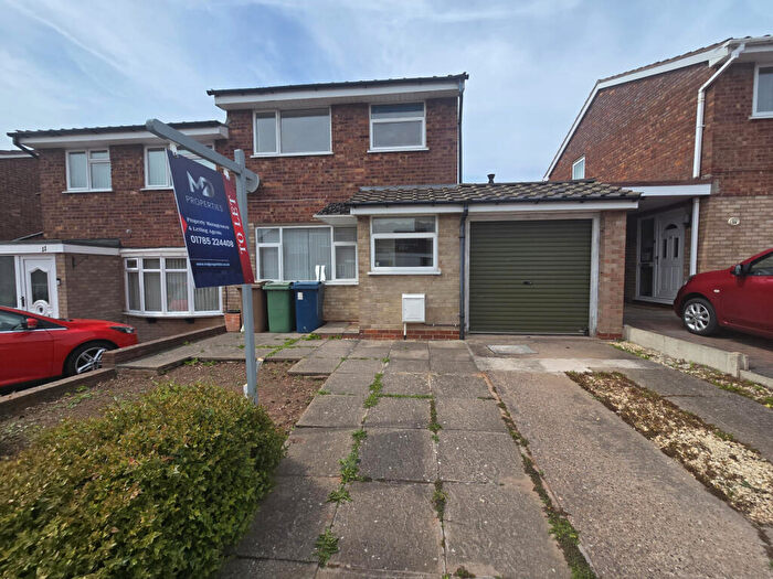 3 Bedroom Semi-Detached House To Rent In Aldersleigh Drive, Stafford, ST17