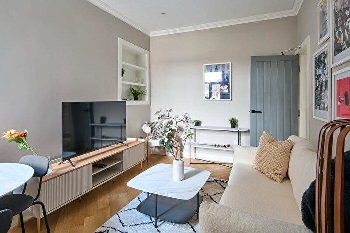 1 Bedroom Semi Detached House To Rent In Moston Street, Stoke-On-Trent, ST1