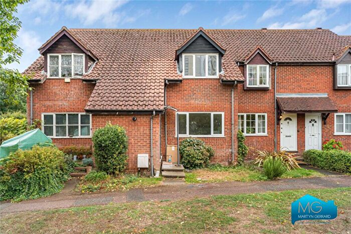 1 Bedroom Semi-Detached House To Rent In Mahon Close, Enfield, EN1