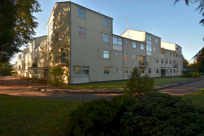 3 Bedroom Duplex To Rent In Northumberland Court, Northumberland Road, Leamington Spa, CV32