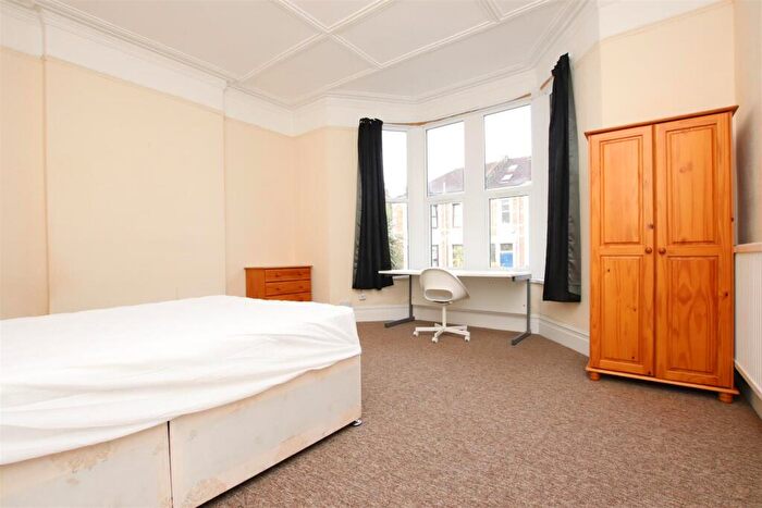 6 Bedroom House To Rent In Belmont Road, St. Andrews, Bristol, BS6