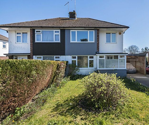 3 Bedroom Semi-Detached House For Sale In Wheatfield Way, Cranbrook, TN17