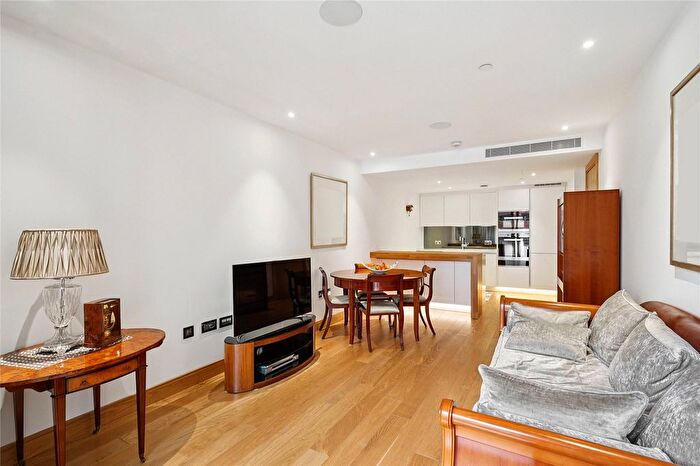 2 Bedroom Flat For Sale In Horseferry Road, London, SW1P