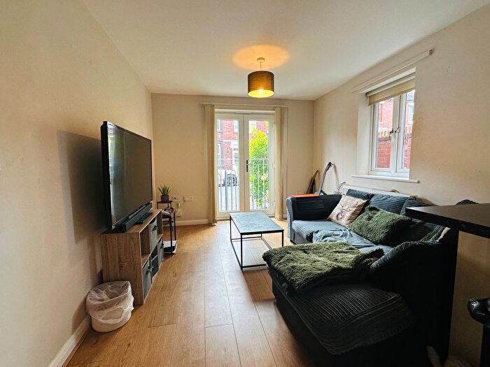 2 Bedroom Flat To Rent In James Street, Stoke-On-Trent, ST4