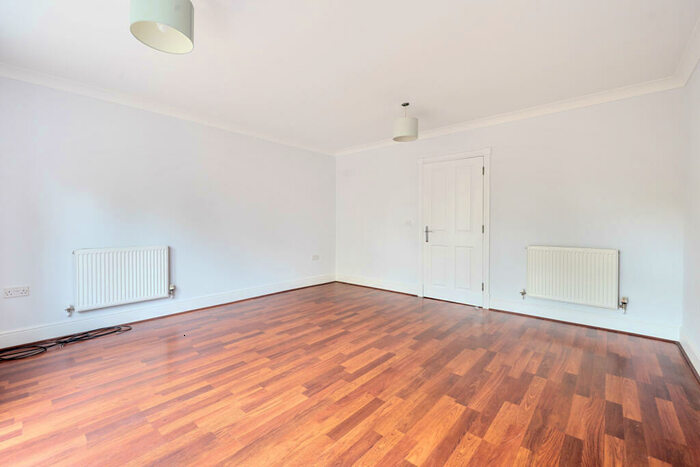 5 Bedroom Terraced House To Rent In Blyth Court, West Road, Saffron Walden, CB11