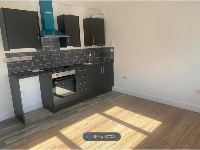 2 Bedroom Flat To Rent In Station Rd, Ilkeston, DE7