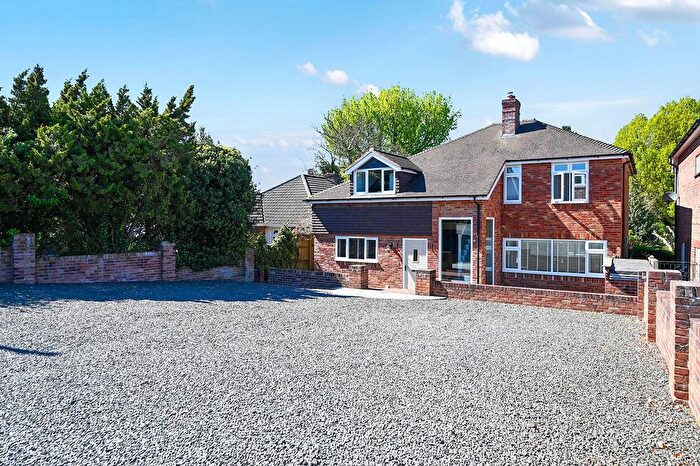 4 Bedroom Detached House For Sale In Sandyhurst Lane, Ashford, TN25