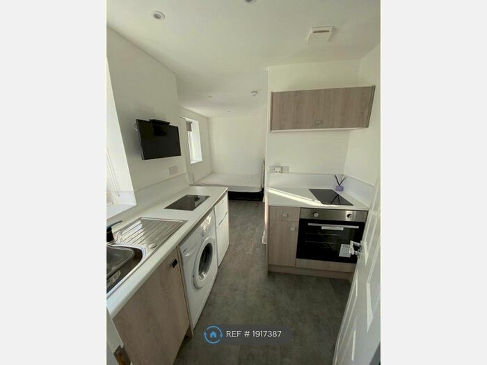 Studio To Rent In Salisbury Road, Norwich, NR1