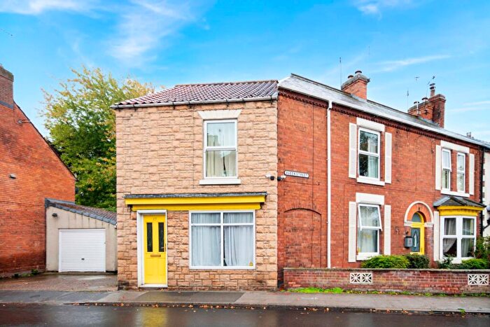5 Bedroom Terraced House For Sale In Queen Street, Retford, DN22