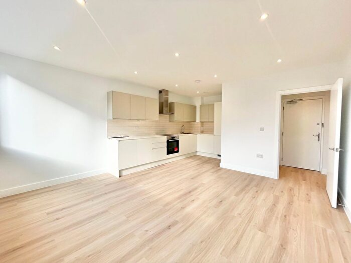 1 Bedroom Flat To Rent In Lyon Road, Harrow, HA1