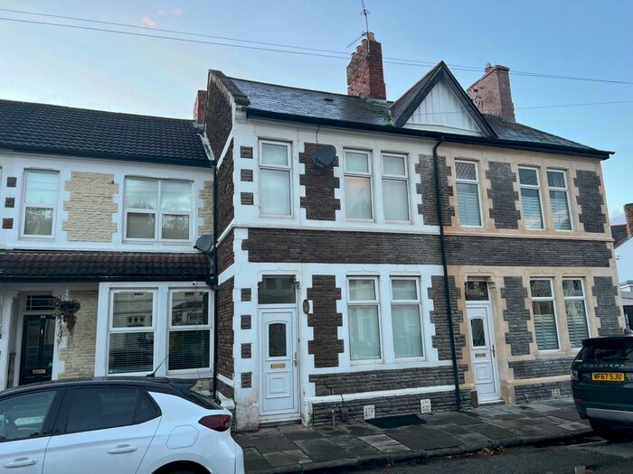2 Bedroom House To Rent In Moorland Road, Cardiff, CF24