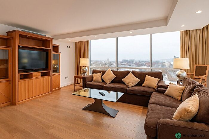 3 Bedroom Flat To Rent In The Panoramic, Grosvenor Road, Pimlico, SW1V