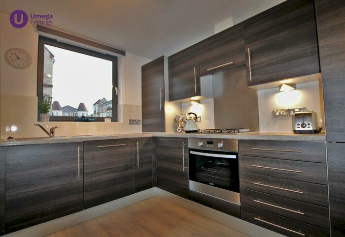 3 Bedroom Flat To Rent In Robertson Avenue, Gorgie, Edinburgh, EH11