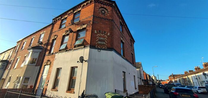 2 Bedroom Flat To Rent In Strode Road, Wellingborough, NN8