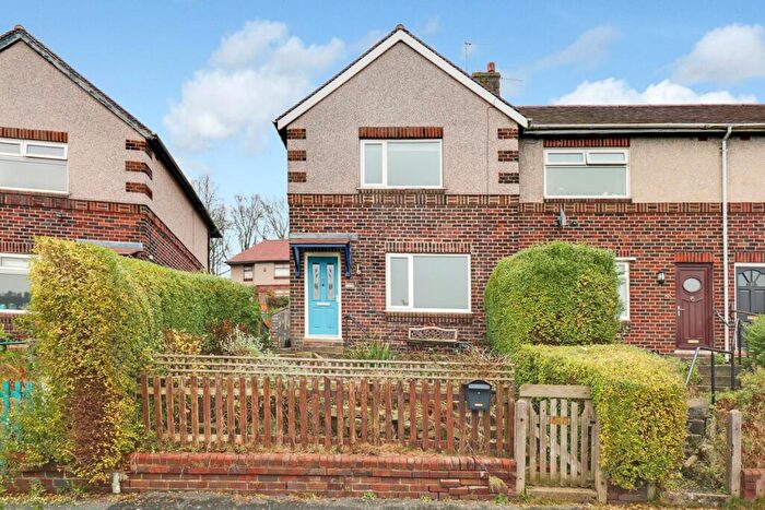 2 Bedroom End Of Terrace House To Rent In Sycamore Avenue, Todmorden, OL14