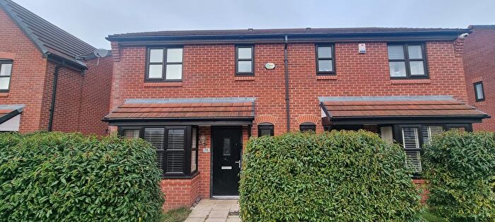 3 Bedroom Semi-Detached House To Rent In Merton Crescent, Stockport, SK4