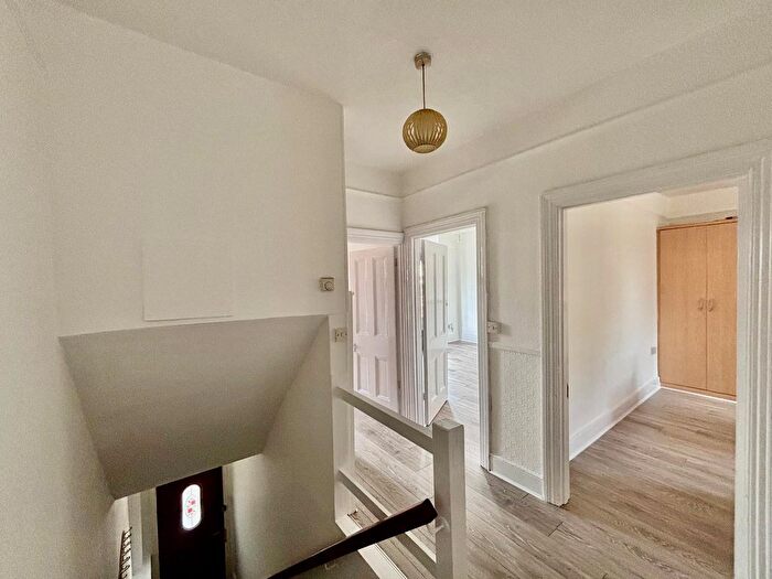 2 Bedroom Maisonette To Rent In Hindes Road, Harrow, Middlesex, HA1