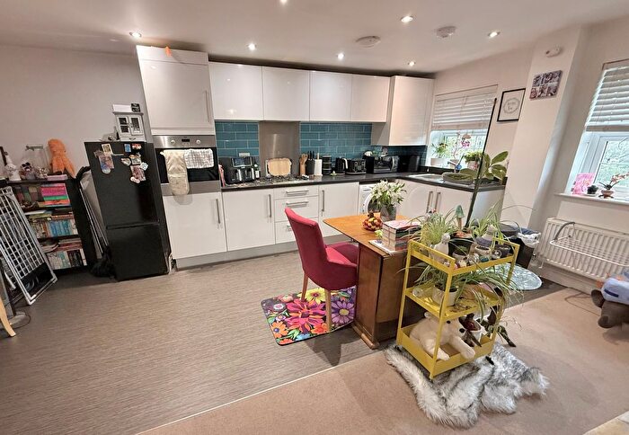 1 Bedroom Flat For Sale In Blackbourne Chase, Littlehampton, West Sussex, BN17