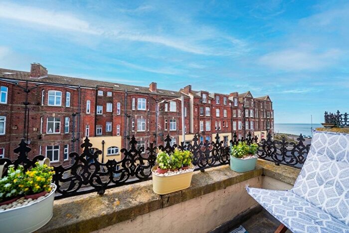 2 Bedroom Flat For Sale In Prince Of Wales Road, Cromer, NR27