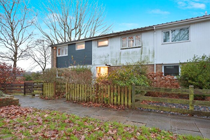 3 Bedroom Terraced House For Sale In Jewel Walk, Crawley, RH11