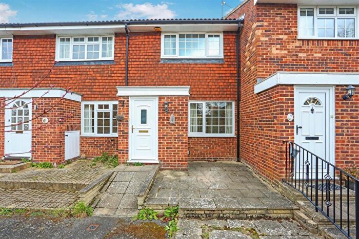 2 Bedroom Terraced House To Rent In Tapestry Close, Sutton, SM2