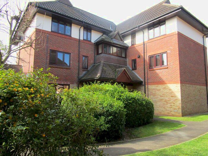 2 Bedroom Flat To Rent In Star Holme Court, Star Street, Ware SG12