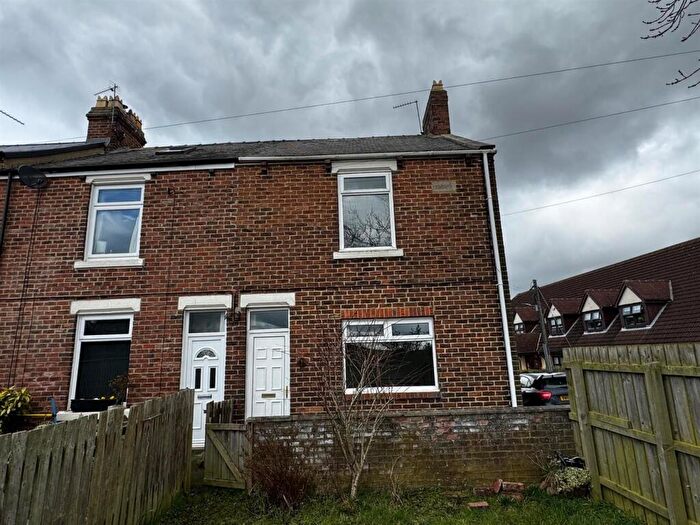 2 Bedroom End Of Terrace House For Sale In Field View Terrace, Bearpark, DH7