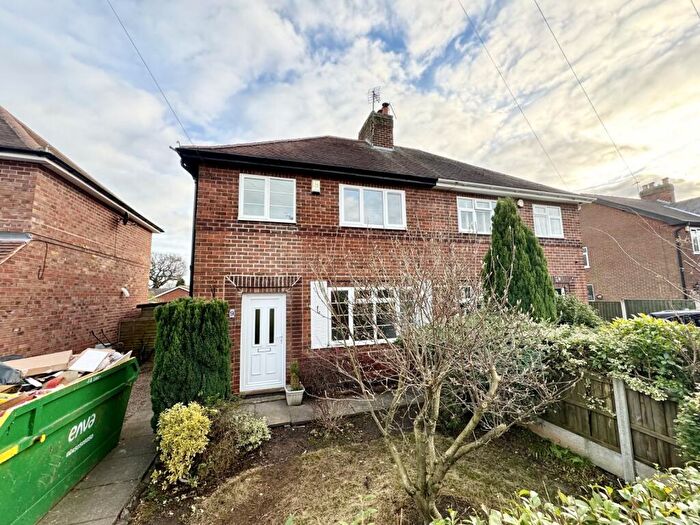 3 Bedroom Semi-Detached House To Rent In Park Avenue, Hucknall, Nottingham, Nottinghamshire, NG15