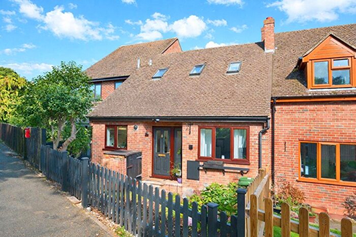 3 Bedroom Terraced House For Sale In The Laurels, Tetsworth, OX9