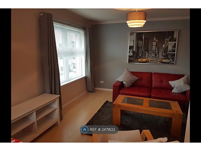 2 Bedroom Flat To Rent In St. Clair Street, Aberdeen, AB24