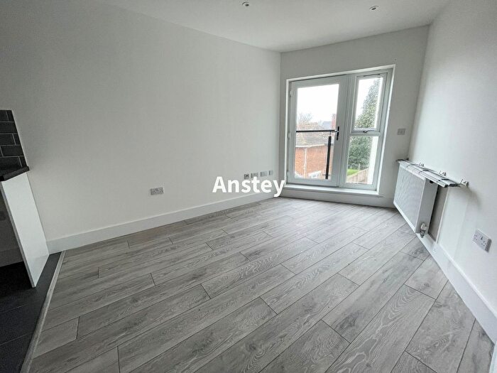 2 Bedroom Flat To Rent In Portswood Road, Southampton, SO17