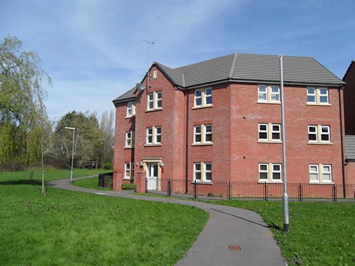2 Bedroom Flat To Rent In Barley Leaze, Chippenham, SN14